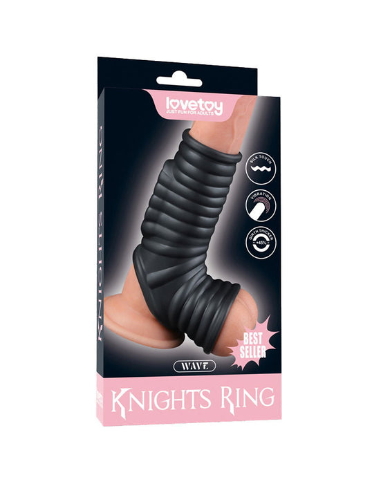 LoveToy - Wave Knights Ring - Vibrerende Penis en Scrotum Sleeve - Ø 2,8 cm - Zwart-Erotiekvoordeel.nl