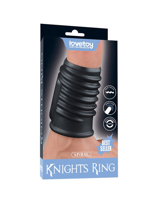 LoveToy - Spiral Knights Ring - Vibrerende Penis Sleeve - Ø 3,7 cm - Zwart-Erotiekvoordeel.nl