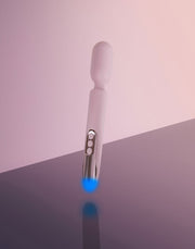 Kiiroo - ProWand Vibrator - Lichtroze-laced-up.nl