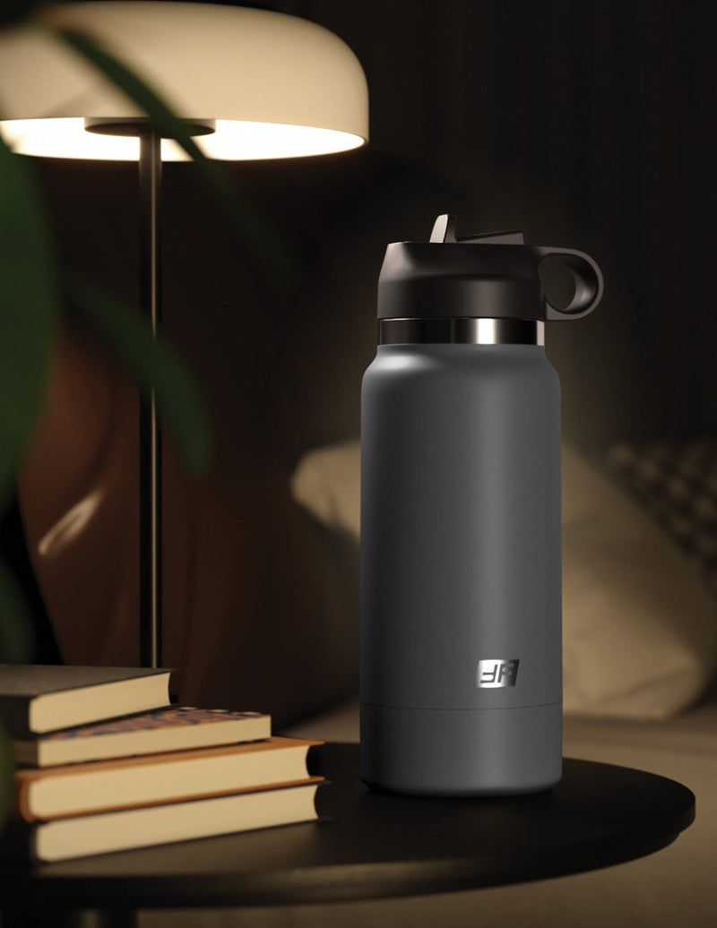 Pipedream - PDX Plus Fuck Flask Secret Delight Discreet Stroker - Lichte Huidskleur-laced-up.nl