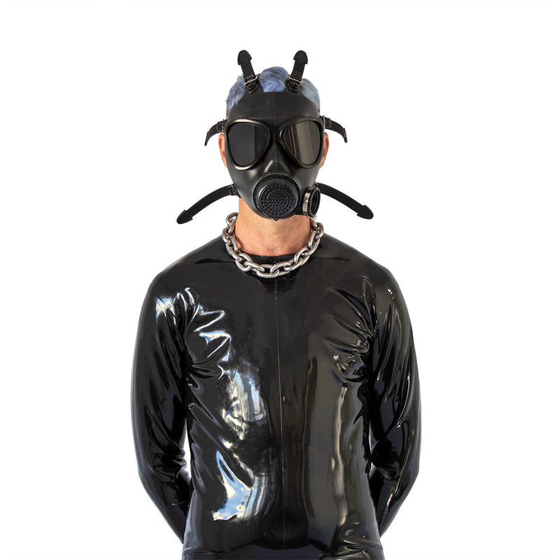 GASMASTER Army Gas Mask w Black Lenses-laced-up.nl