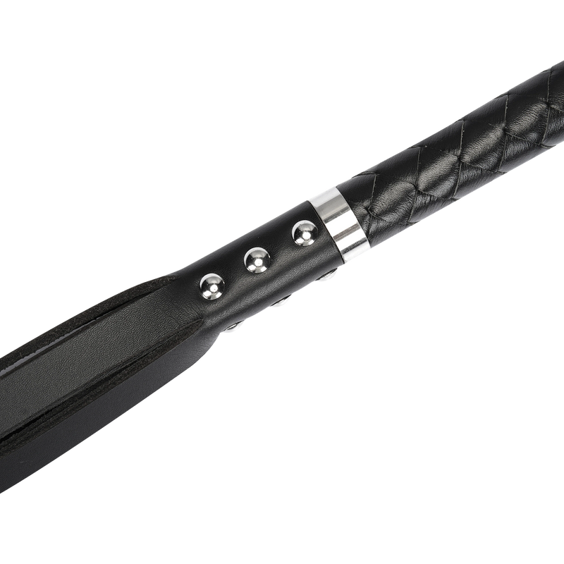 RISE - Lange Flogger met Harde Strengen – Zwart-laced-up.nl