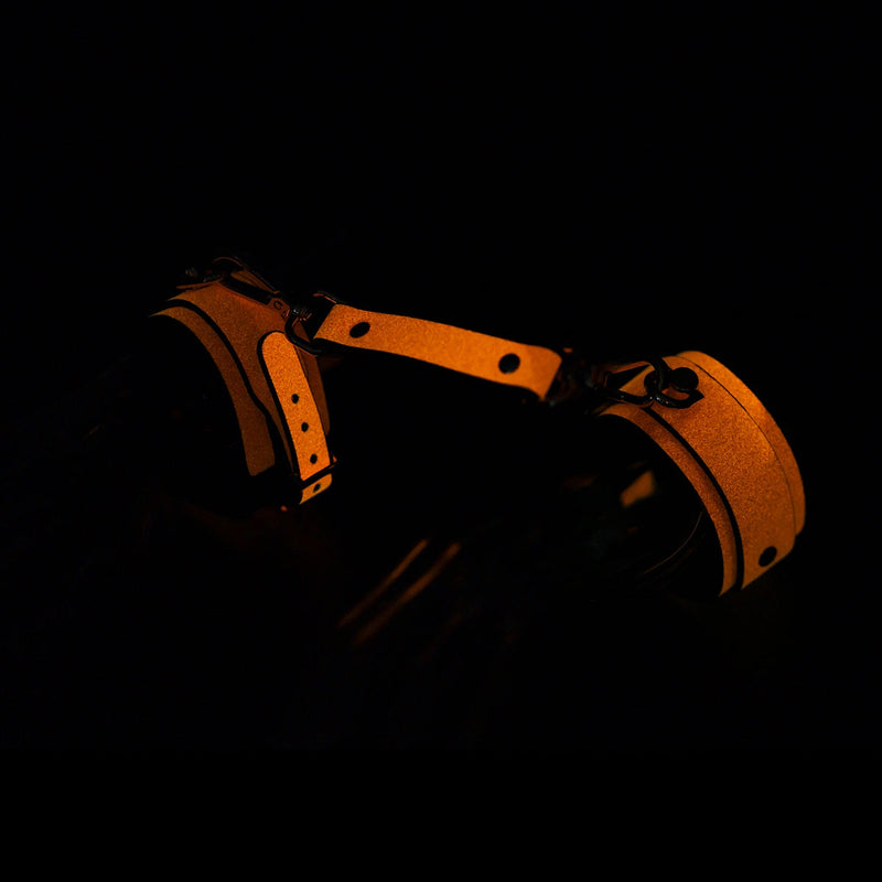 Smart Moves - Handboeien - Glow-in-the-Dark Oranje-laced-up.nl