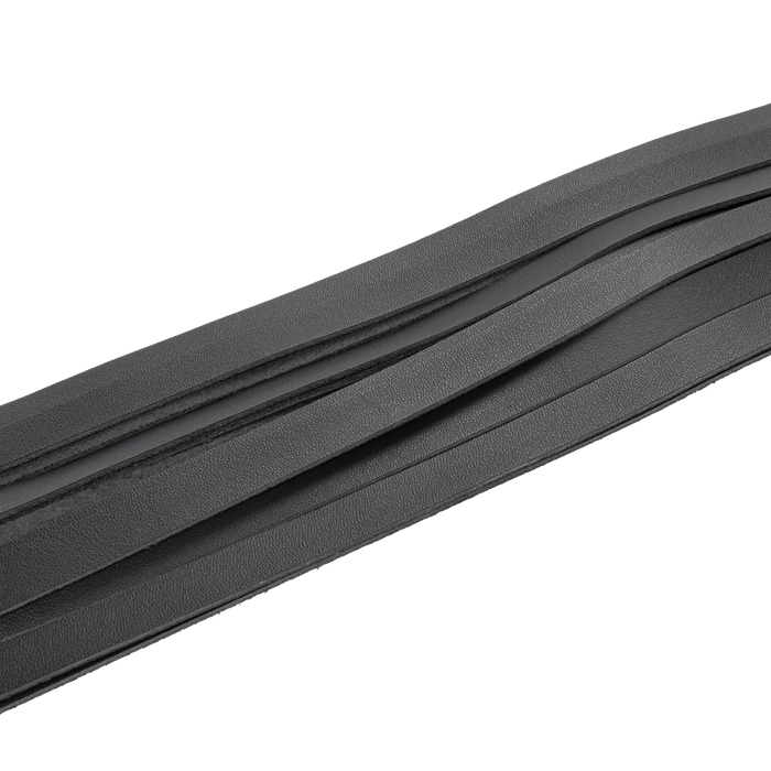 RISE - Lange Flogger met Harde Strengen – Rood-Erotiekvoordeel.nl