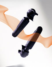 ManWan - Man.Wand EVO - Oplaadbare Masturbator èn Wand Vibrator - Black Plum-laced-up.nl