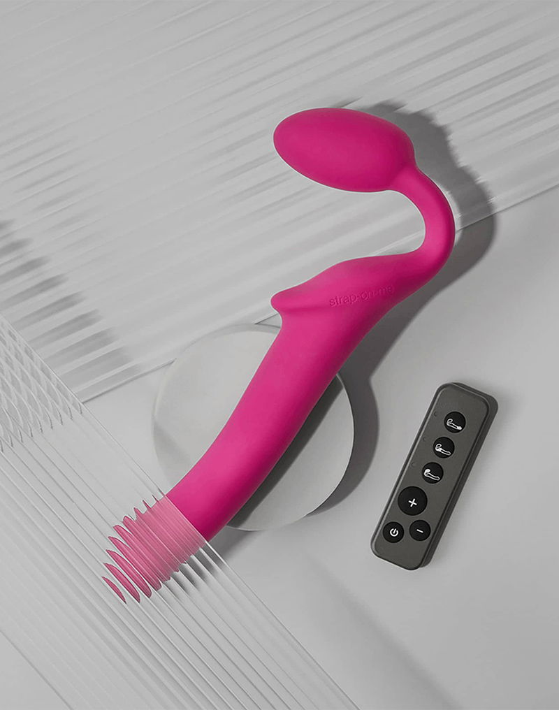 Strap-On-Me - Vibrerende Strapless Strapon - 3 Motoren - Fuchsia Roze-Erotiekvoordeel.nl