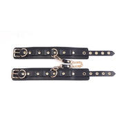 Kiotos - BDSM Fancy 5 Item Kit - Luxe Draagtas met 5 Verschillende BDSM Artikelen - PU Leer (Vegan) - Verkrijgbaar in Rood, Roze en Zwart-Laced-up.nl
