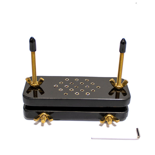 Black Label - Ball Crusher met Spikes - Zwart/Goud-Erotiekvoordeel.nl
