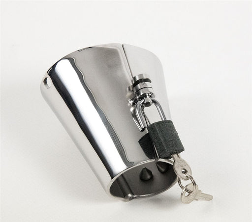 Black Label - CBT Ball Stretcher met Spijkers aan Binnenkant en Hangslotje-Laced-up.nl