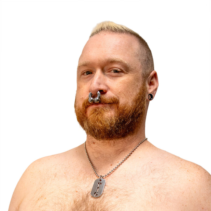 Black Label - PIG - Kink-Fetisch-Erkennungsmarke - Tageshalsband - Laced-up.nl