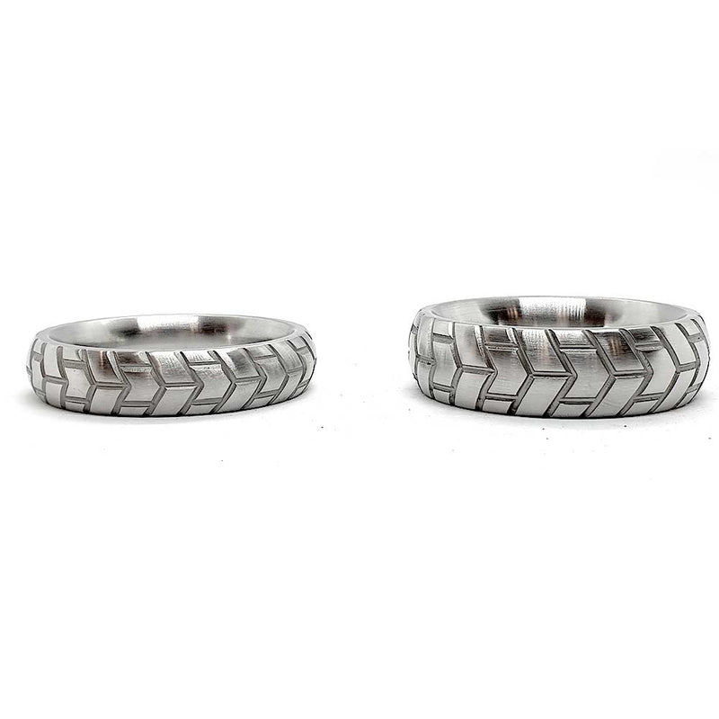 Black Label - Tire - Zware RVS Cockring met Bandenprofiel-Laced-up.nl