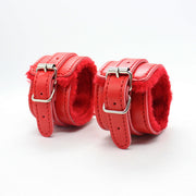 Fixxx - BDSM Bondageset - Gevoerd met Bont - Rood-Laced-up.nl