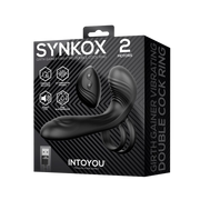 IY – Synkox – Vibrerende Penisverlenger met Afstandsbediening – Zwart-Erotiekvoordeel.nl