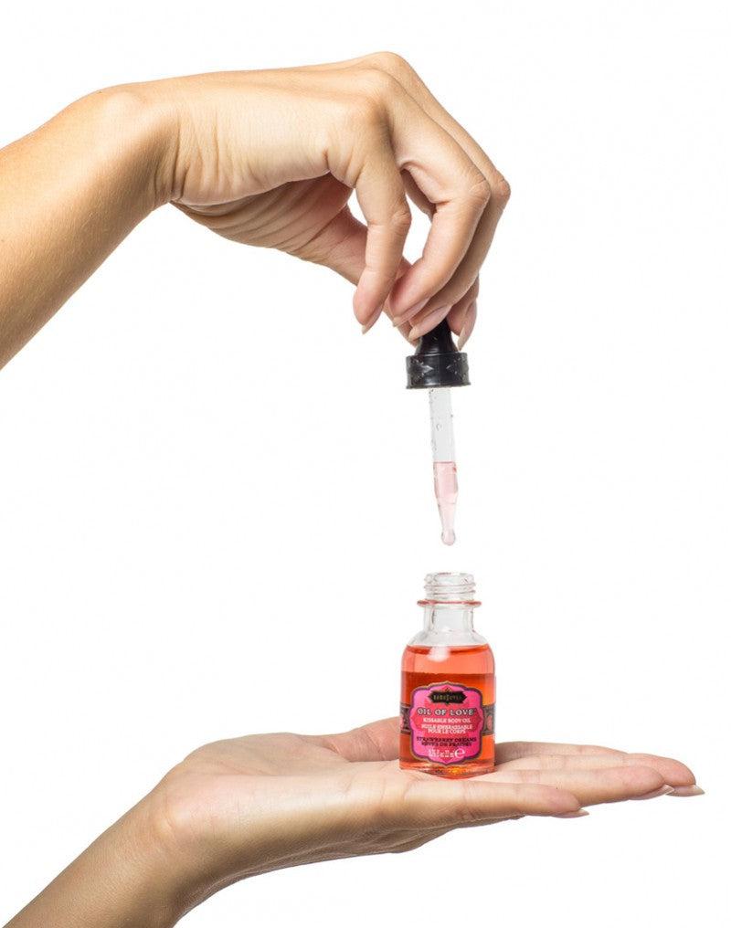 Kamasutra - Oil of Love StrawBerry Dreams-Laced-up.nl