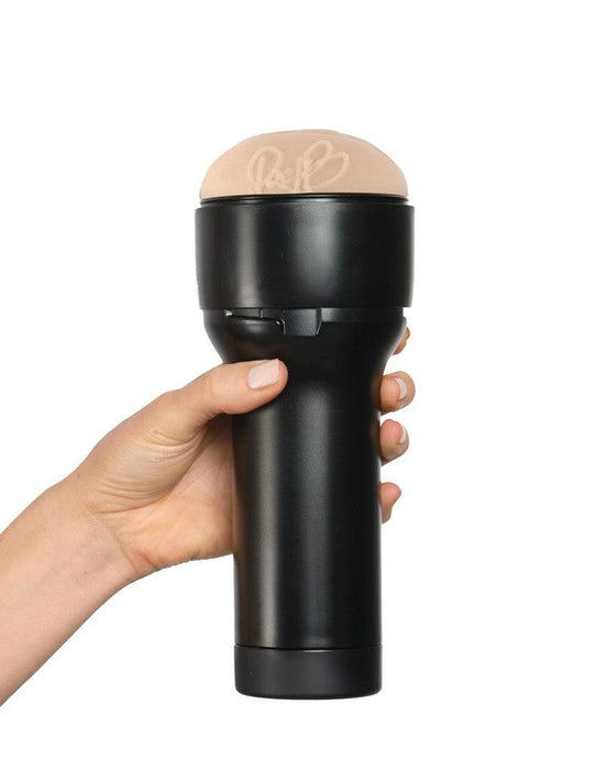 Kiiroo - FeelStar Stroker - Rae Lil Black - Ook te combineren met Keon of Powerblow-Laced-up.nl