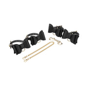 Kiotos - BDSM Kit met 8 items met Strikken in Etui - Zwart-Laced-up.nl
