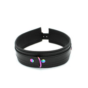 Kiotos - Premium-Lederhalsband - Metallbeschläge in Einhornfarben - Schwarz/Regenbogen - Laced-up.nl