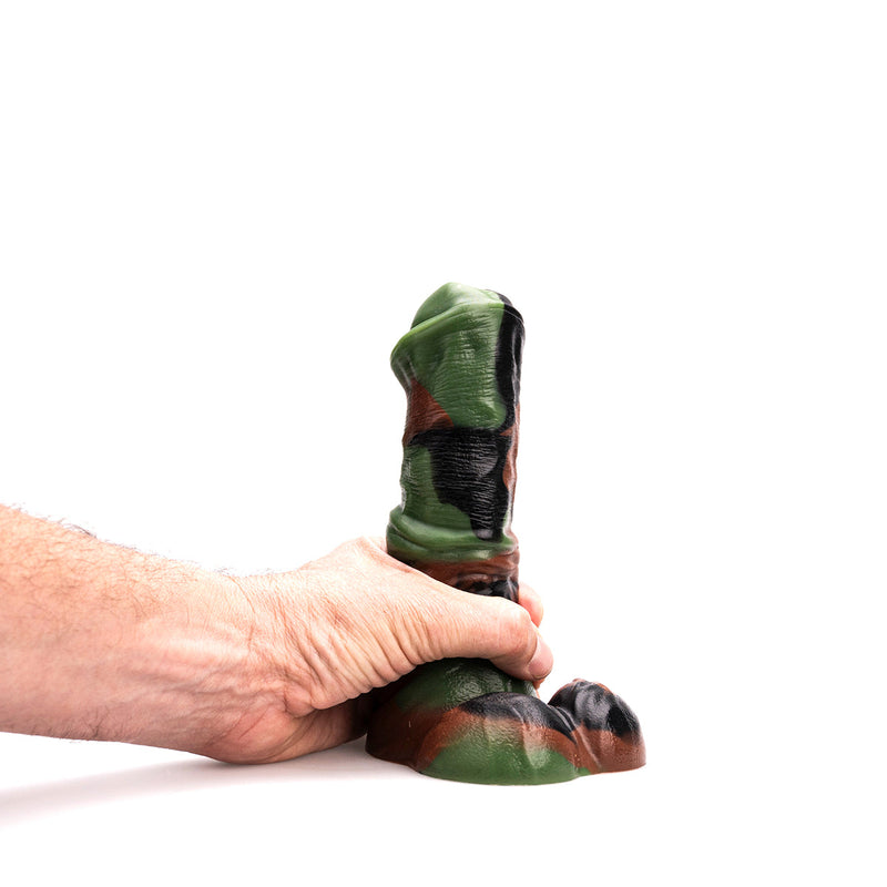 Kiotos Revolt - Dildo Fantasie - Green Army - Nr. 01 - Medium - 18 x 5,5 cm-Erotiekvoordeel.nl