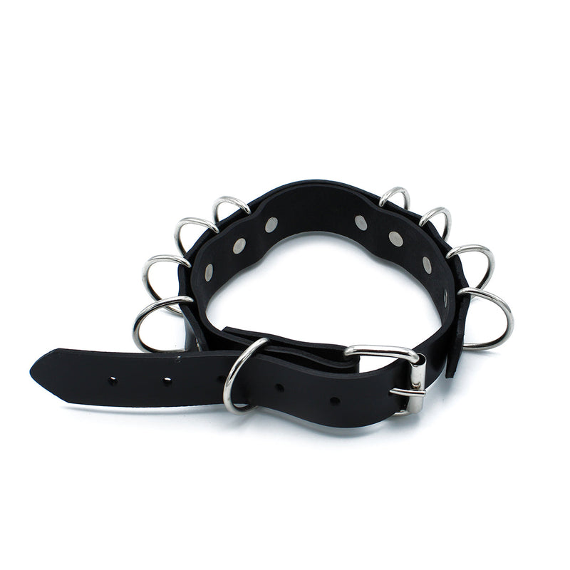 Kiotos - Collier en cuir noir avec plusieurs anneaux en D - Laced-up.nl
