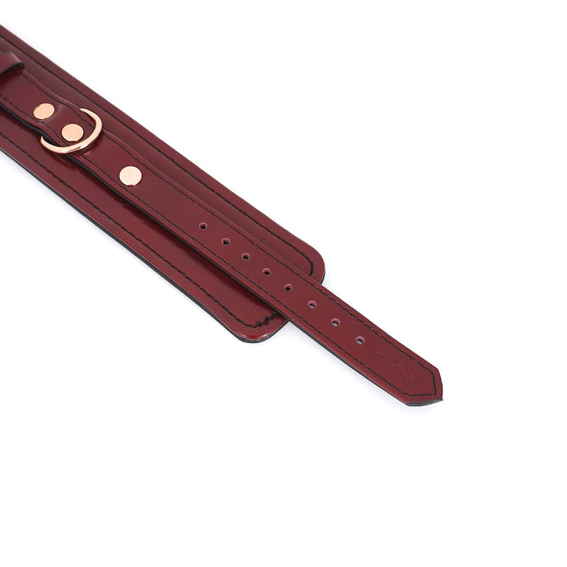 Liebe Seele - Wine Red - Leather Wrist Cuffs - Rose Gold Chain & Hardware - Exclusive and Luxurious Design - Laced-up.nl