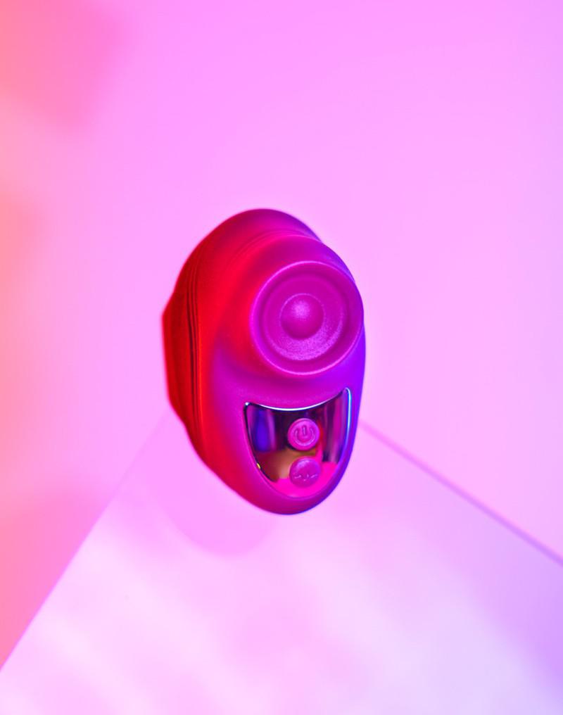 Love to Love - Kisscoll - Vinger Vibrator met Tapping Functie - Parelmoer Roze-laced-up.nl