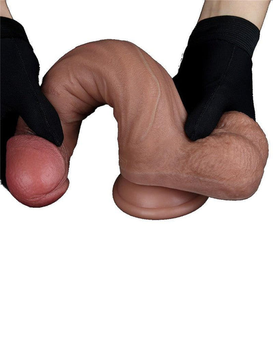 LoveToy - Dubbellaags Siliconen Dildo - 22,5 cm x Ø 4,2 cm - Bruin-Laced-up.nl