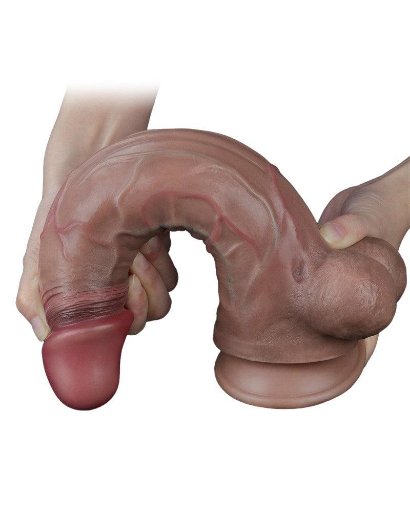 LoveToy - Dubbellaagse Siliconen Dildo - Lengte 29.5 cm - Diameter 5.5 cm - Bruin-Laced-up.nl