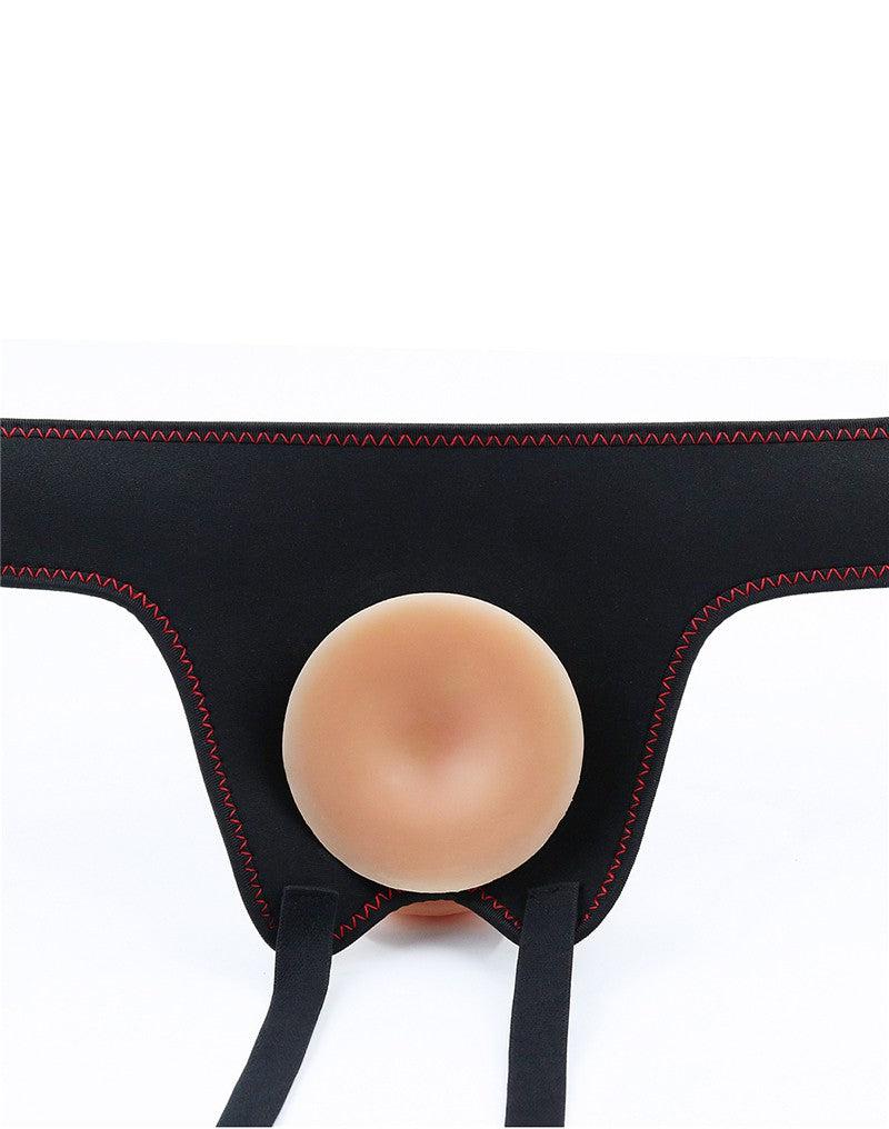 LoveToy - Easy Strap-on Set Met Dildo - 19 cm Met Balzak - Lichte Huidskleur-Erotiekvoordeel.nl