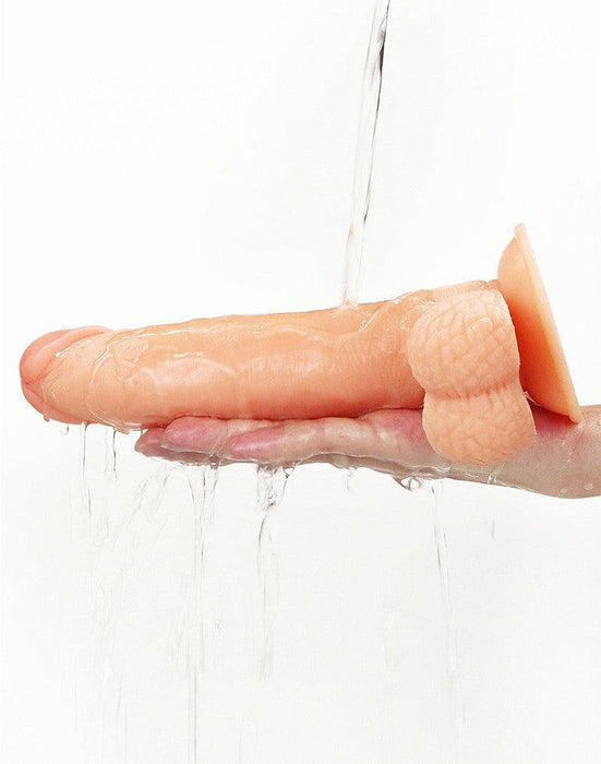 LoveToy - Easy Strap-on Set Met Dildo - 21,5 cm Met Balzak - Lichte Huidskleur-Laced-up.nl