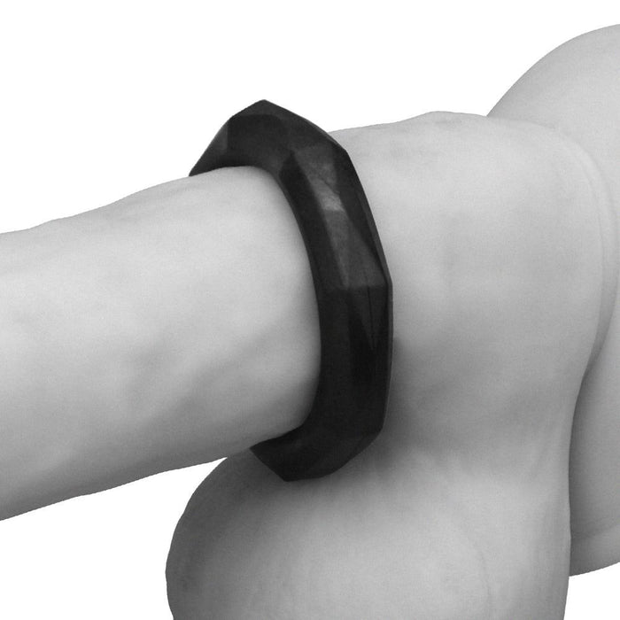 LoveToy - PowerPlus - Flexibele Cockring Gehoekt - Zwart-Laced-up.nl