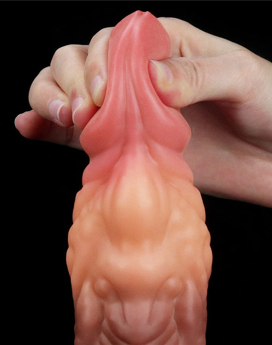 LoveToy - Realistische Gekromde Dildo 18 cm - Lichte/donkere Huidskleur-Laced-up.nl