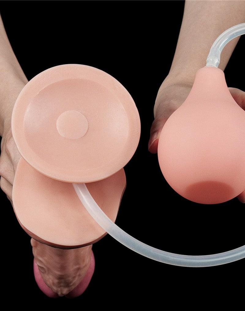LoveToy - Realistische Squirt Dildo 28 cm - Waterbestendige PVC Dildo in Nude kleur met Squirt functie-Laced-up.nl