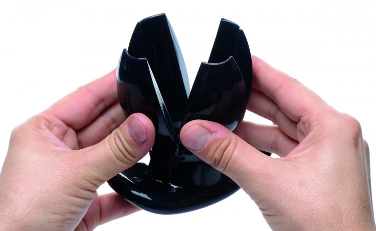 Master Series - Claw - Spreidende Buttplug - Zwart-Laced-up.nl