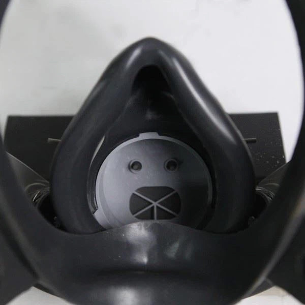 Moi Gear - S10.2 Gasmasker-Laced-up.nl