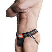 Oxjok Slingjock - Upthrust Slider Jockstrap - Ingebouwde Cockring - Met opbergvakje - Black Iron-laced-up.nl