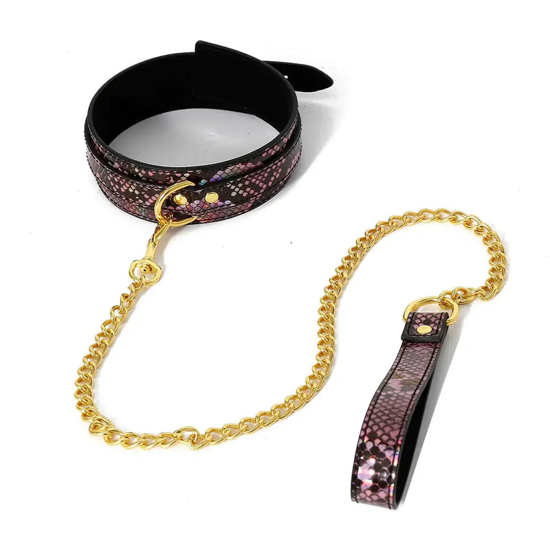 Smart Moves - Collar met Gouden Ketting - PU Leer - Slangenprint Roze-Laced-up.nl