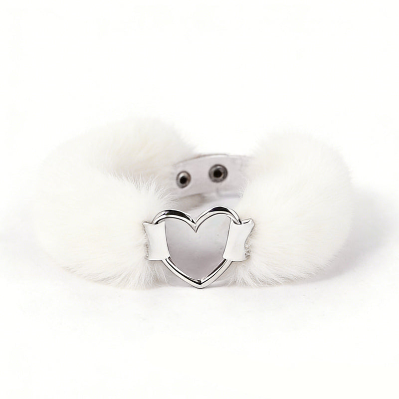 Smart Moves - Love Collar - Faux Fur - Heart-Shaped Ring - White-Laced-up.nl