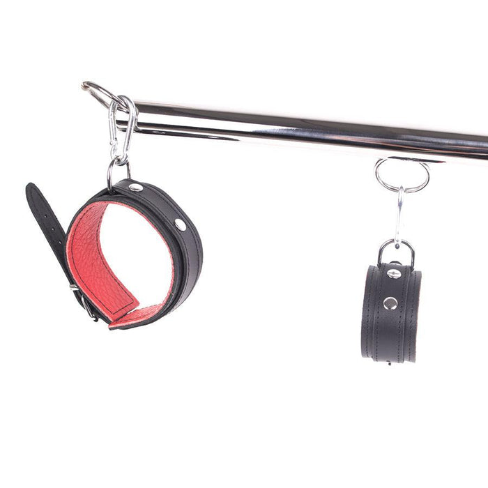Kiotos - Spreidstang - Spreader Bar - Met Lederen Hand- En Enkelboeien - Rood/Zwart-Laced-up.nl