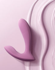 Svakom - Erica - Draagbare Vibrator Met App Control - Twee Motoren - Lichtroze-Laced-up.nl