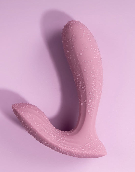 Svakom - Erica - Draagbare Vibrator Met App Control - Twee Motoren - Lichtroze-Laced-up.nl