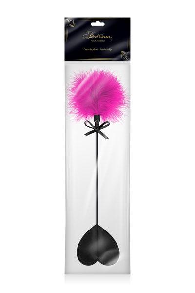 Sweet Caress - Zwart Zweepje - Hartvormig Flapje - Met Zachte Pompom - Roze-Erotiekvoordeel.nl