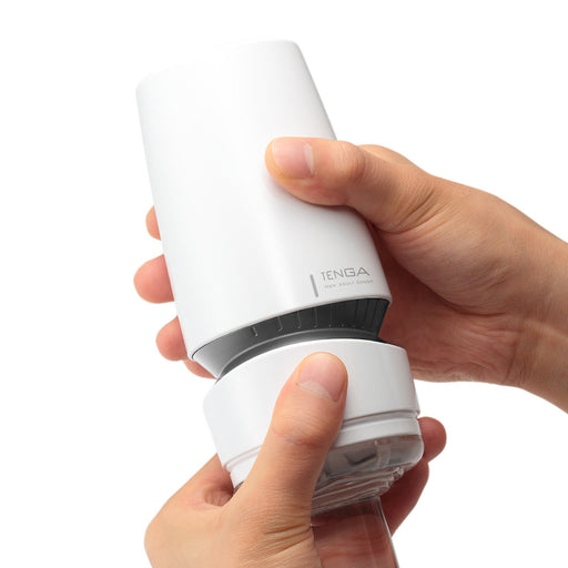 Tenga - Aero Silver Ring - Masturbator - Inclusief Droog Standaard - Wit-Laced-up.nl