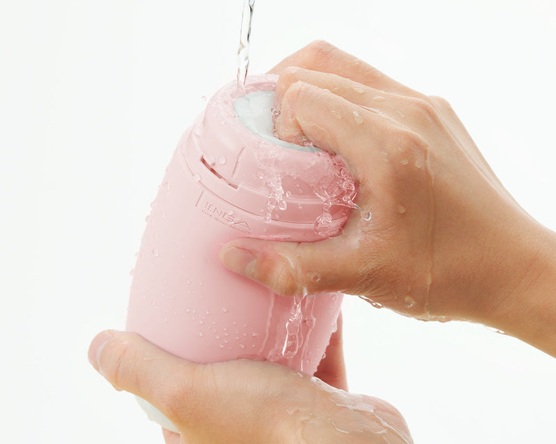 Tenga - Puffy Masturbator - Strawberry Pink - Laced-up.nl