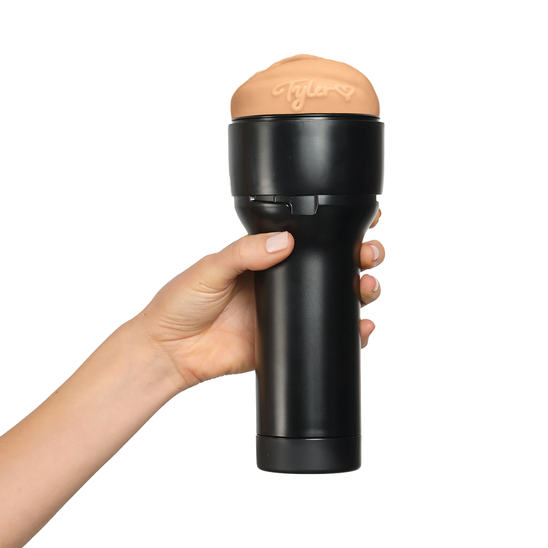 Kiiroo - FeelStar Stroker - Masturbator - Tyler Wisby-Erotiekvoordeel.nl