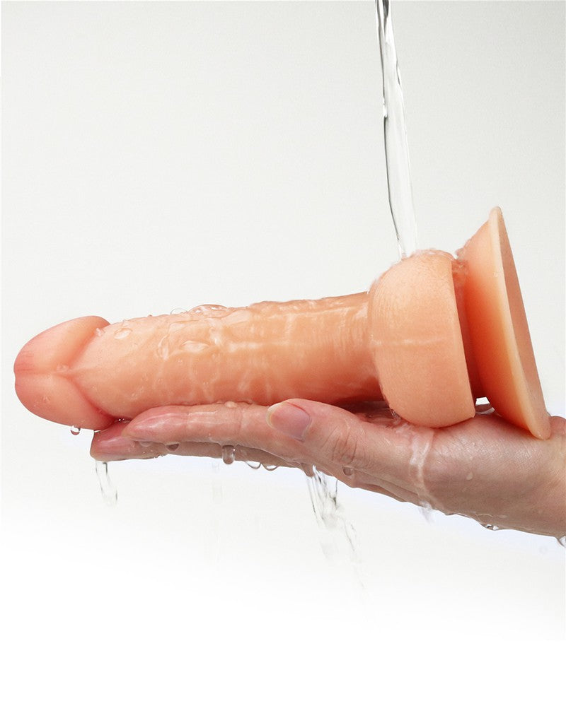 LoveToy - The Ultra Soft Dude - Realistische Dildo - 18 x 4 cm-Erotiekvoordeel.nl