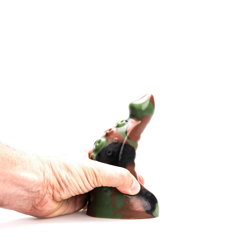 Kiotos Revolt - Dildo Fantasie - Green Army - Nr. 13 - 16 x 7,2 cm-laced-up.nl