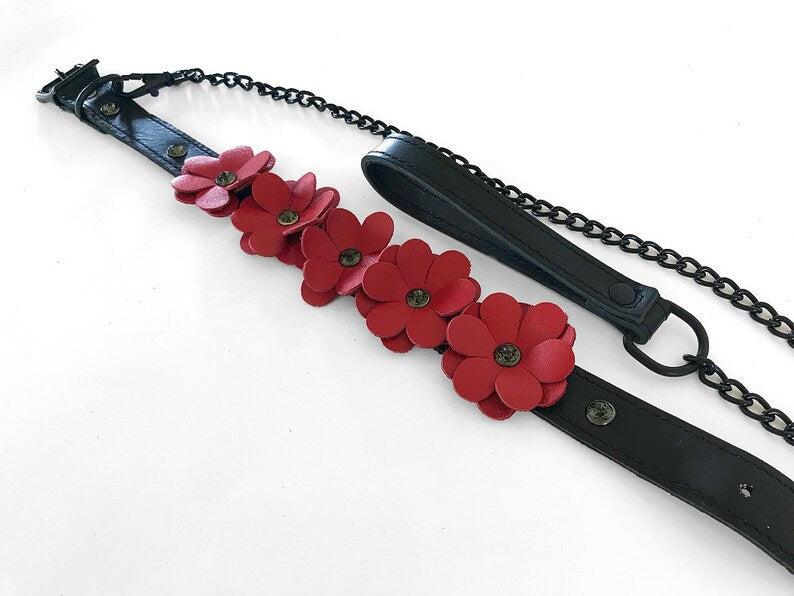Liebe Seele - Flower Rhythm - Collar met Bloemen uit Leer - Exclusief en uniek ontwerp uit Japan - Rood/Zwart-Laced-up.nl