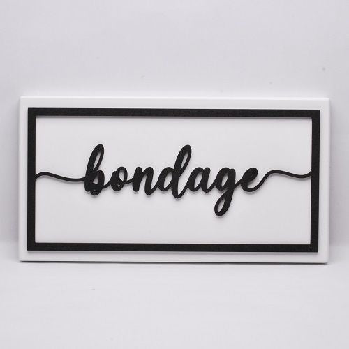 Laced-Up Lasered BONDAGE Wanddekoration
